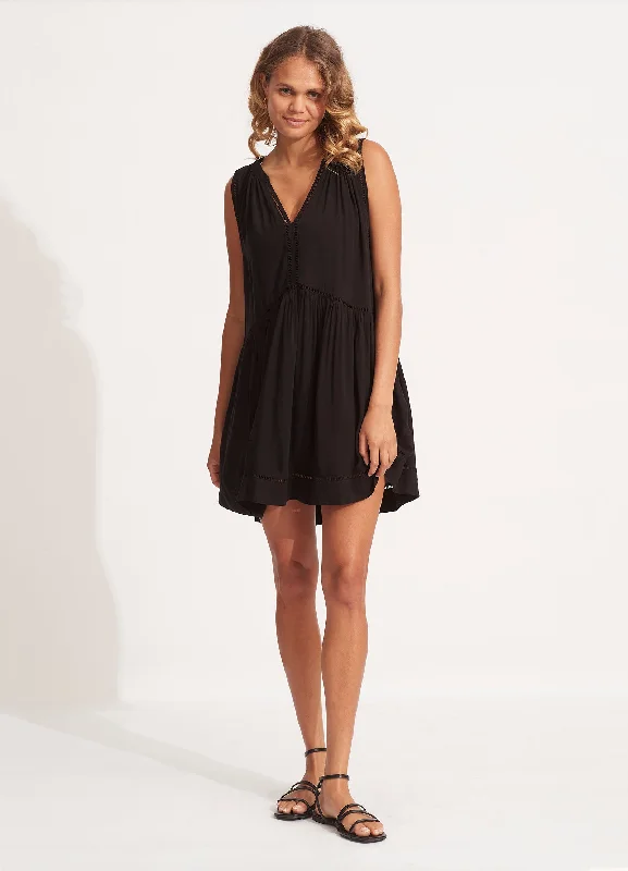 Ladder Detail Dress - Black Beach unclassified dresses