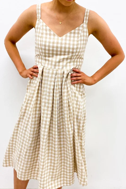 Paityn Dress Tan Floral unclassified dresses